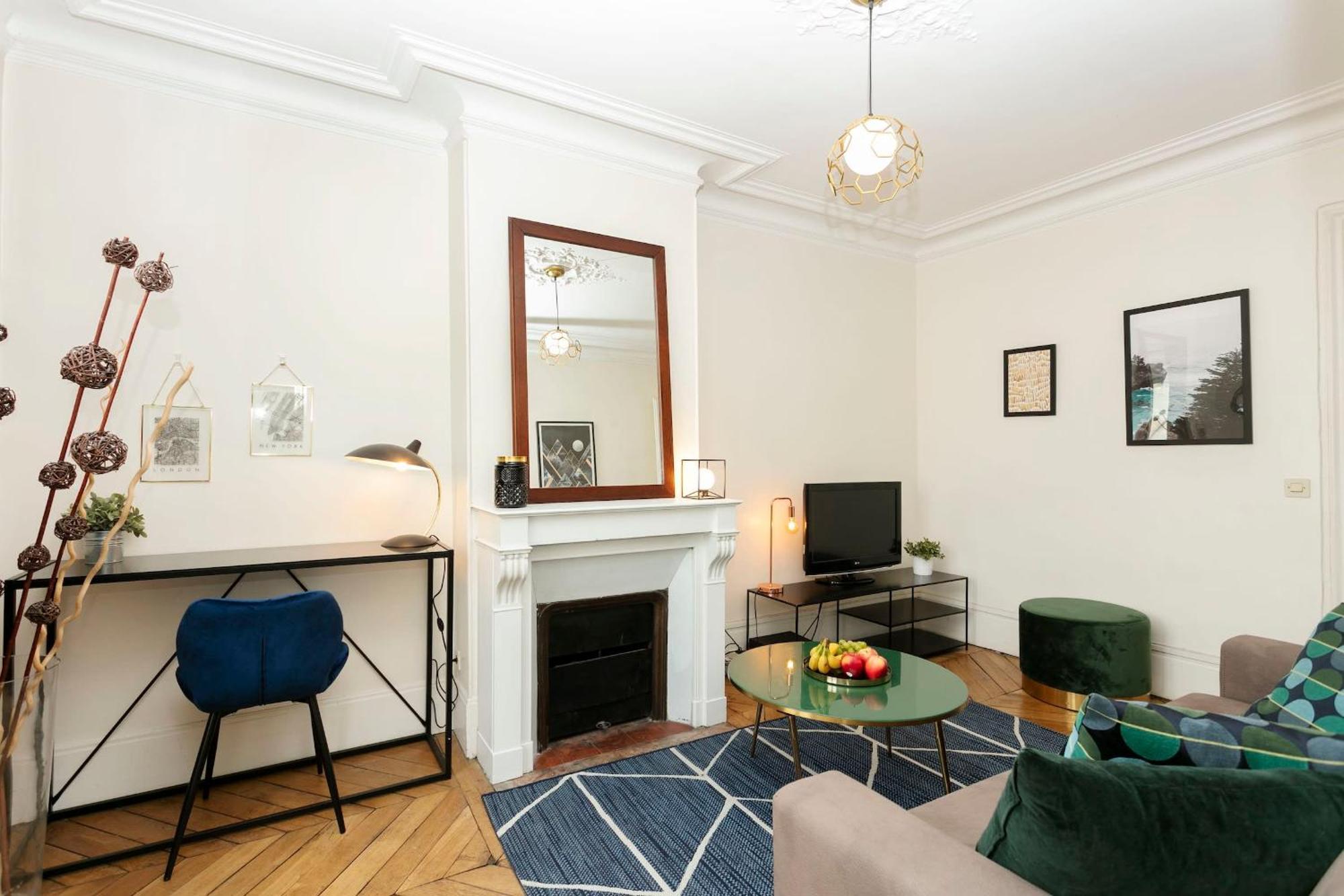 Notre-dame - 1br With Balcony - Cityapartmentstay Parijs