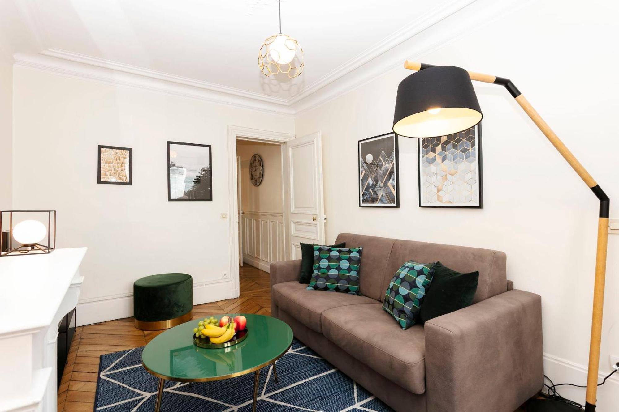 Notre-dame - 1br With Balcony - Cityapartmentstay * Parijs